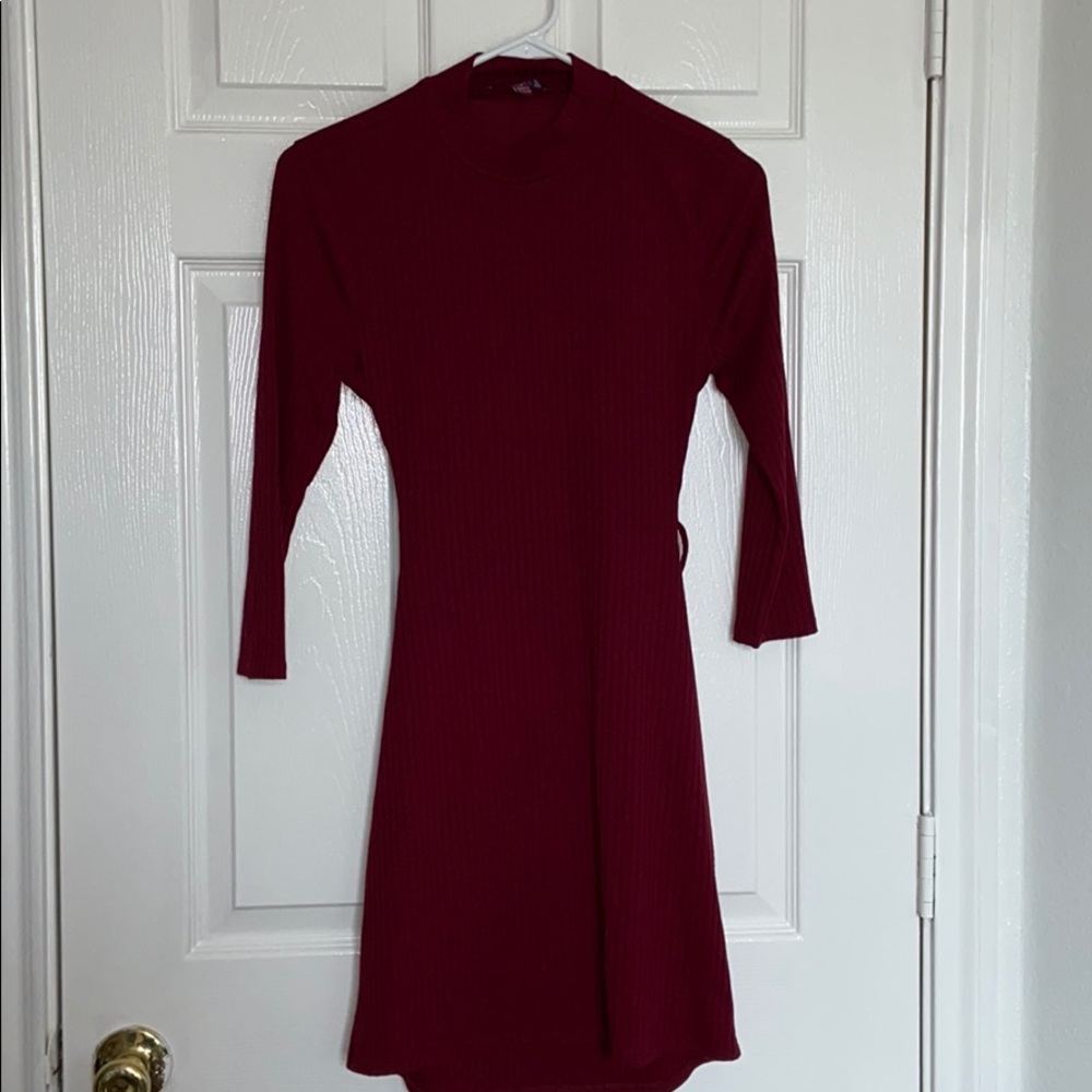 Short backless dress